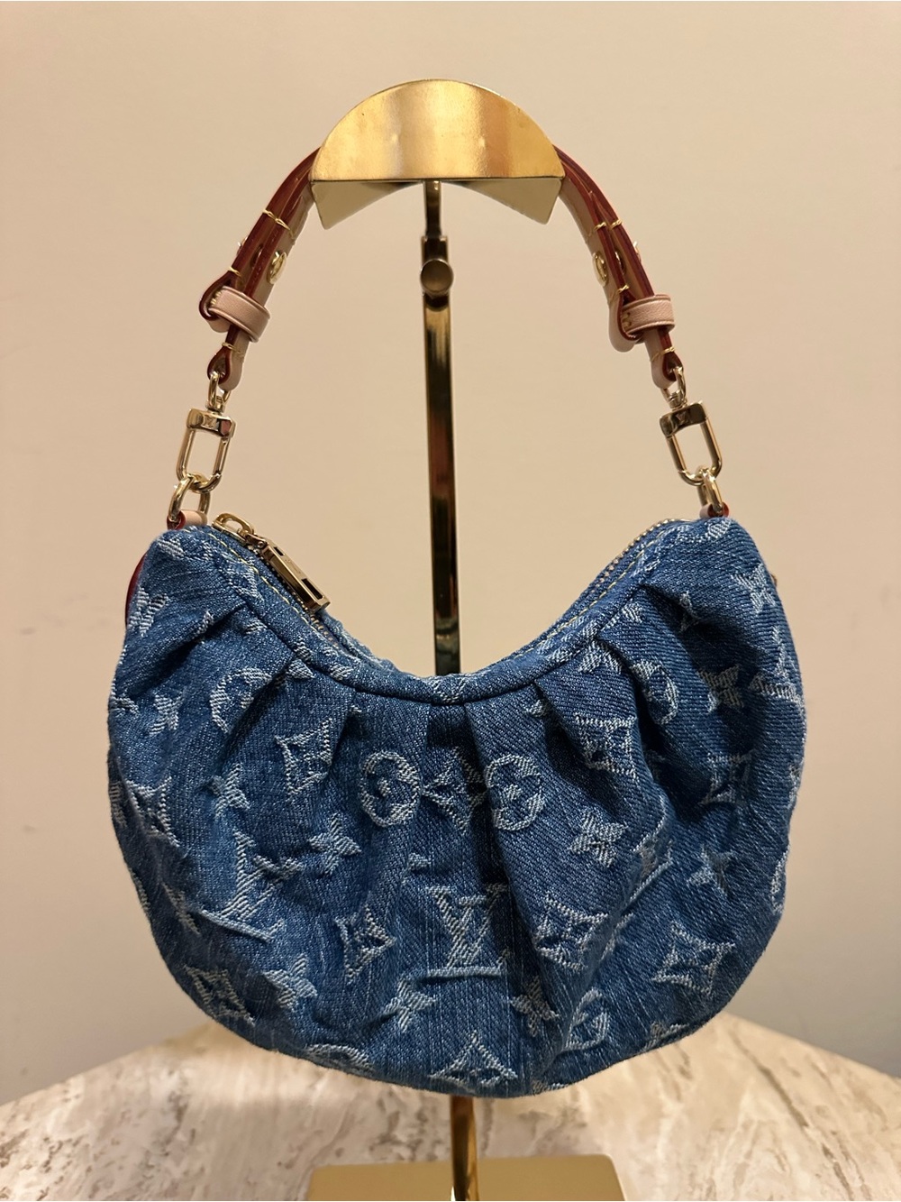 Louis Vuitton Pochette Valley in Denim Monogram - Picture 4 of 14